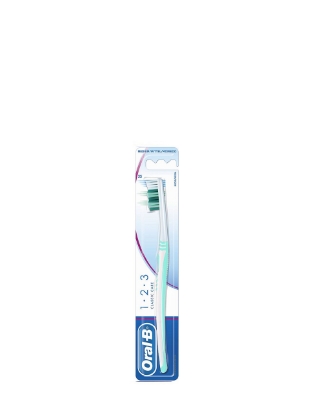 Poza cu Oral-B 1 2 3 Classic Care 35, medium, periuta de dinti