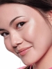 Poza cu Essence Soft Touch Bouncy Glow 20 Glazed Dew 4 g